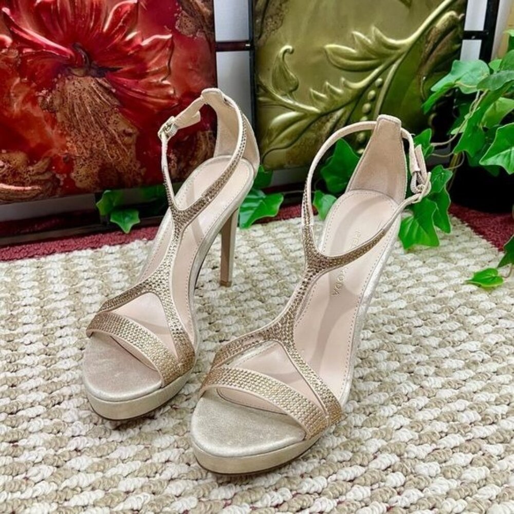 Pelle Moda Gold Glamour Heels - Picture 8 of 12